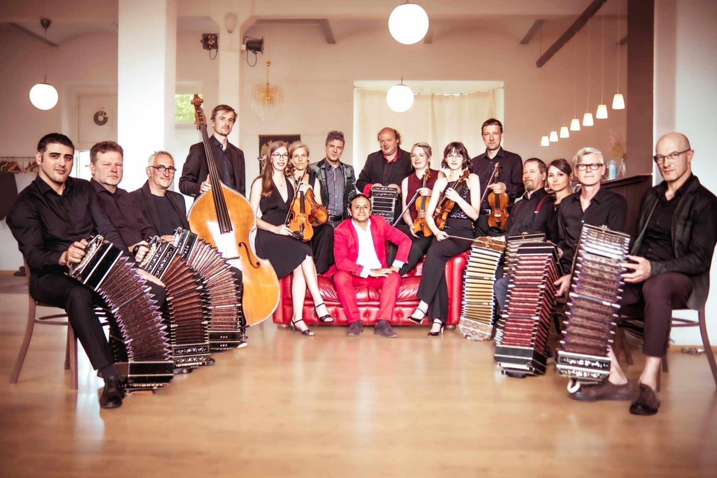 Gran Orquesta de Tango Carambolage – „Viajes del Tango“